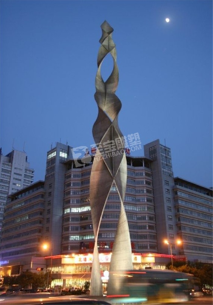 酒店大門(mén)前創(chuàng)意鏡面樹(shù)葉不銹鋼雕塑定制