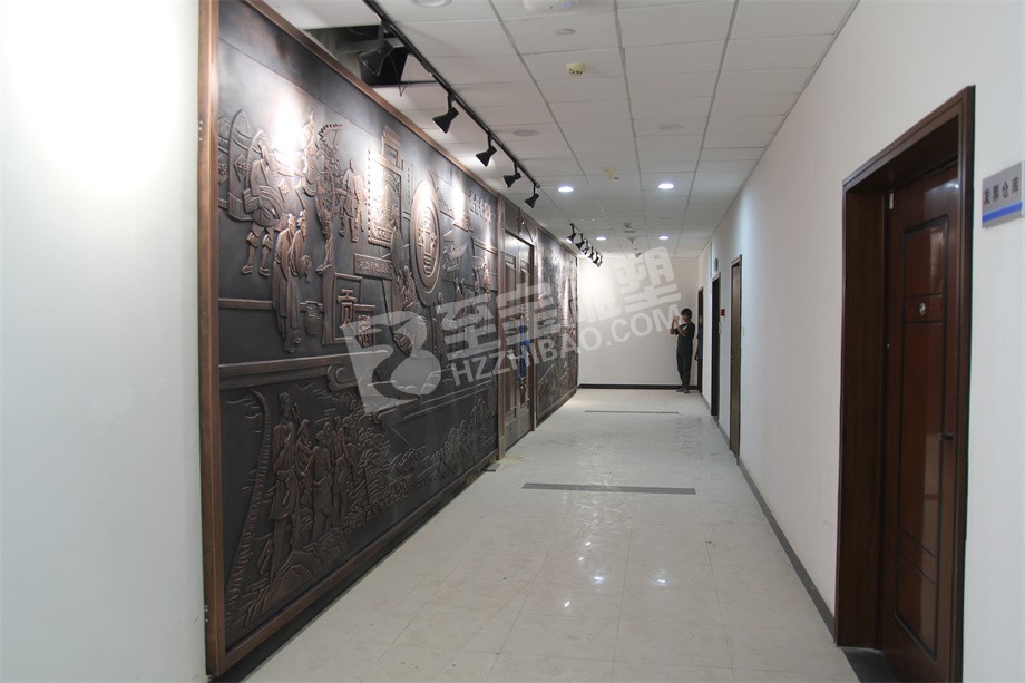 財務(wù)公司壁畫勞作圖鍛銅浮雕定制