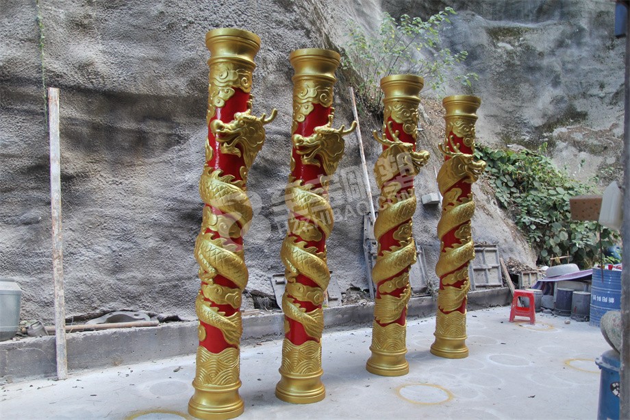 金色彩繪蟠龍柱玻璃鋼雕塑圓雕設(shè)計(jì)定制