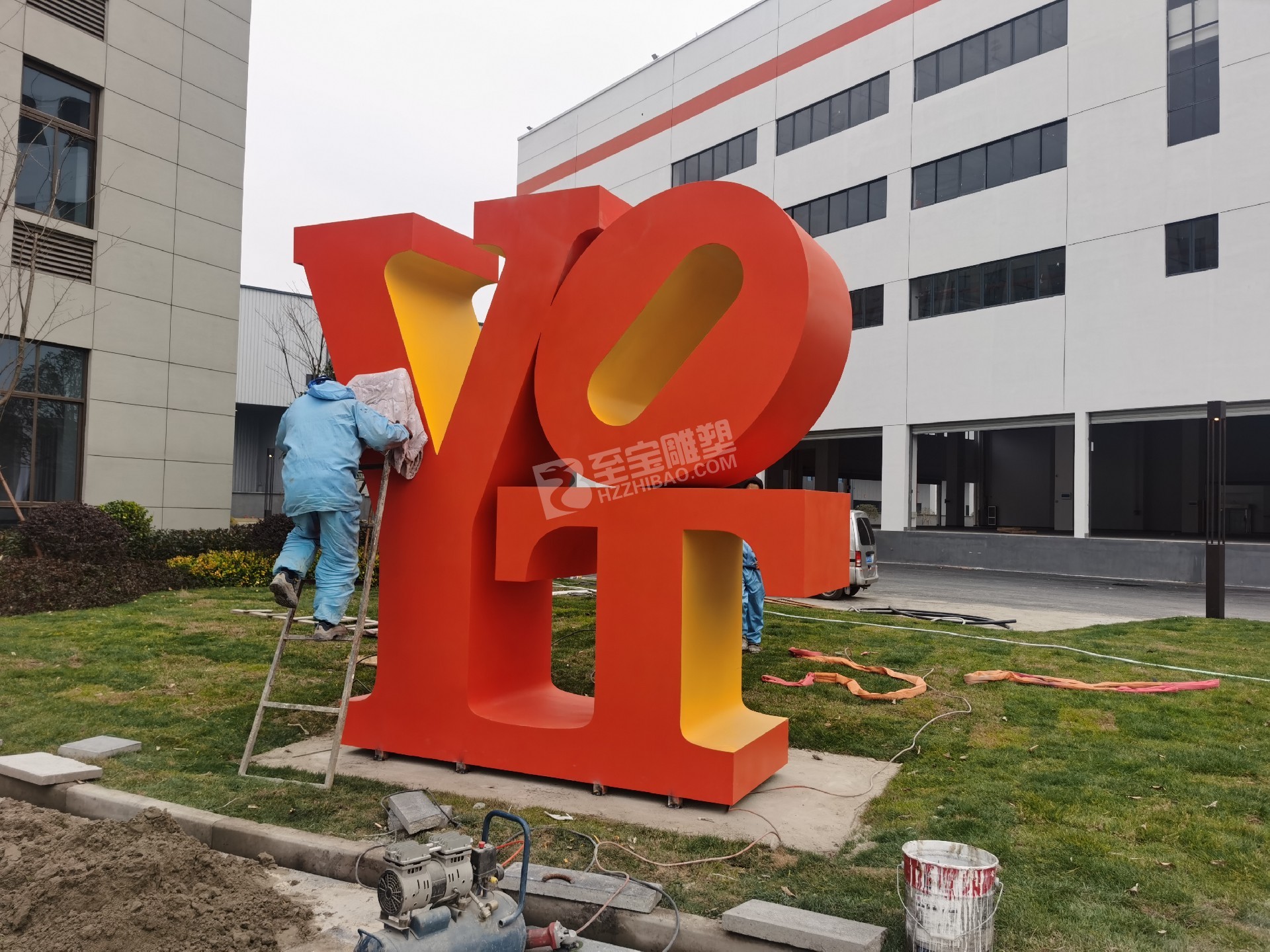 圓通快遞亞運(yùn)會(huì)物流中心雕塑